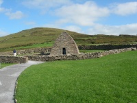 Gallarus Oratory front.jpg